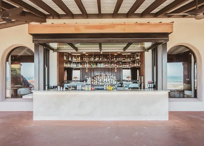 4 star hotel: La Jolla Beach & Tennis Club